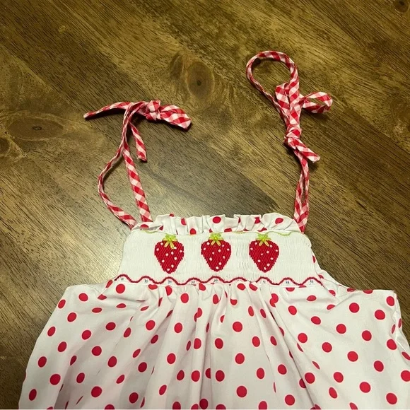 Southern Sunshine Smocked Strawberry Polka Dot Kids Bubble Romper Size 2T - Picture 3 of 8